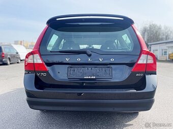 VOLVO V70 2.0D PRAVIDELNÝ SERVIS VOLVO VELMI PĚKNÝ STAV - 5