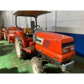 Malotraktor Hinomoto ( Kubota GL 240D) s rotavátorem - 5