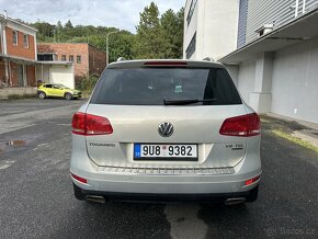 Volkswagen Touareg 3.0TDI V6, Bez měchů - 5