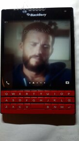 BlackBerry Passport RED Edition email klient - 5