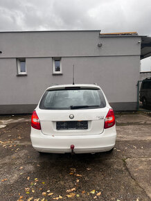 Škoda Fabia 2 1.2 HTP 51KW 162 000KM Po servisu - 5