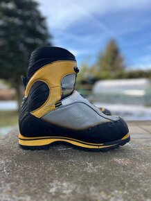 La Sportiva Spantik, vel 46,5 pro nohu cca 45 - 5