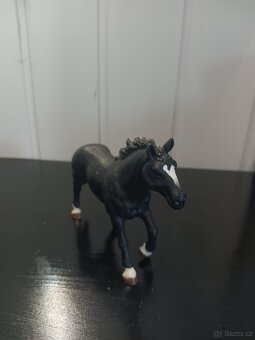 Schleich koně black-white - 5