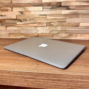 MacBook Air 13¨, i5, rok 2014, 4GB RAM, 256GB SSD ZARUKA - 5