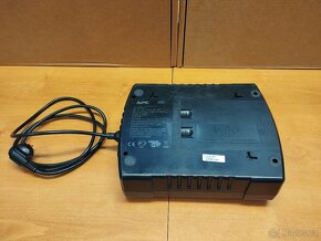 Záložní zdroj APC Back-UPS ES550 - 5