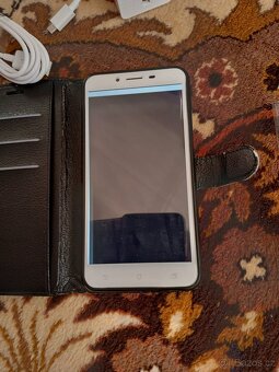 Mobilní telefon ASUS ZenFone ZC553KL 3 MAX - 5