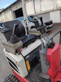 Minibagr Takeuchi TB210R Joystikové ovládání - 5