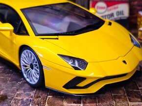 Lamborghini Aventador S 2017 1:18 Autoart - 5