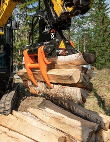 Hydraulické nůžky na stromy na bagry, kácecí hlavice - 5