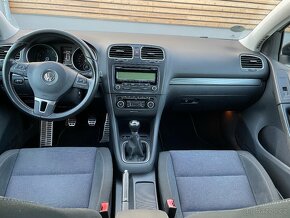 Prodám VW GOLF IV COMFORTLINE 1,4i 16V 59 kW. Rok 06/2021. - 5