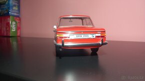 1:18 bmw 2000 - 5