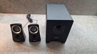 repro Logitech 2+1 - 5