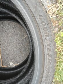 Pneu 225/40 r19 Goodyear zimní - 5