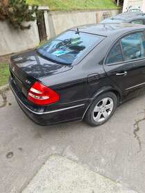 Mercedes W211. 220CDI - 5