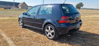 Vw Golf 2.0i benzín - 5