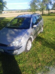 Ford Focus 1.6 74 kW - 5