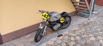 Yamaha SR500 - 5