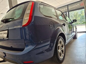 Ford Focus 2.0 i - 5