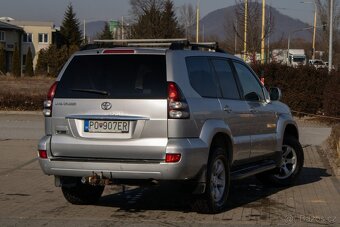 Toyota Land Cruiser 3.0 D-4D Lux A/T - 5