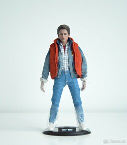 Hot Toys Back To The Future Marty McFly MMS 573 - 5