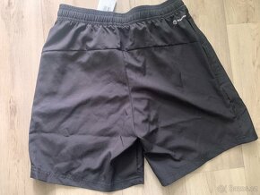 Nové Adidas Pánské/chlapecké šortky  LOGO SHORT S 7" Černá - 5