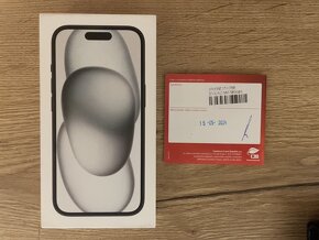 iPhone 15 128GB Black : nový+ příslušenství - 5