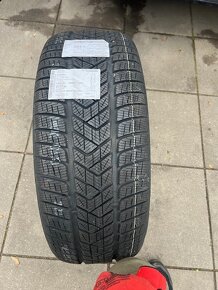 PIRELLI  SCORPION WINTER 265/55 R19 - 5