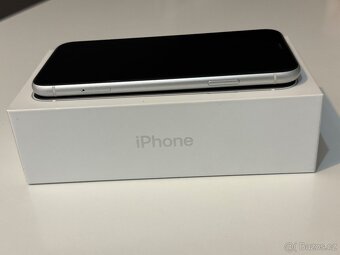 Apple iPhone XR 64GB bílá barva - 5