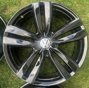 Alu disky Vw 5x112, R18, černé, TOP - 5