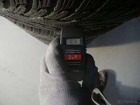 Zimní pneu Nokian 215/60R16 - 5