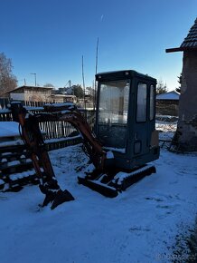 Minibagr Takeuchi TB15 A, 3 válec, 1.3t - 5