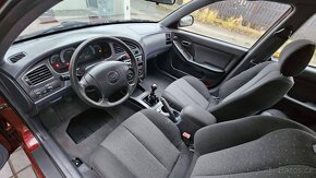 Hyundai Elantra 1.6 16V DOHC tažné klima 110tkm ČR STK 12/26 - 5