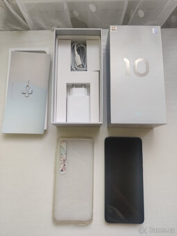 Xiaomi Mi 10 5G 8/256 GB Baterie 91% - 5