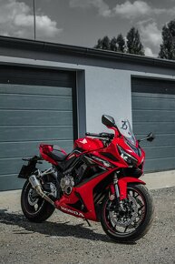 Honda CBR650R 2022 - v TP 35KW, laděný výfuk, nebouraná - 5