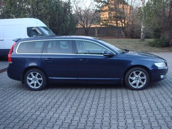 Volvo V70 D4 133kw manual nové v ČR 153tkm facelift - 5