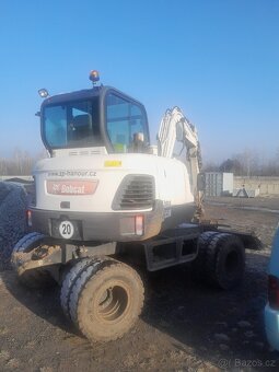 Kolové rypadlo Bobcat E55W - 5