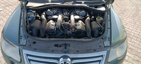 VW Touareg 7L 5.0 V10 TDI 230kW typ: AYH naj.209tis. rv. 04 - 5