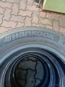 Prodám sadu zimních pneu 165/70R14 Hankook - 5