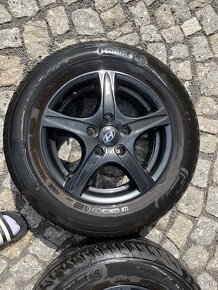 Hyundai ix20 - 15" alu kola - Letní pneu - 5