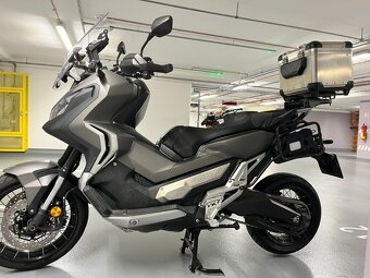 HONDA X-ADV 75O - 5