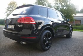 VW TOUAREG  - 3.0 TDi , ZACHOVALÝ STAV - 5