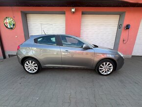 Alfa Romeo Giulietta 1.4 Turismo 125 kW - 5