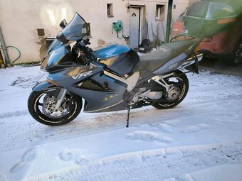 Honda VFR 800 V-tec - 5