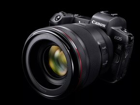 Canon EOS R - 5