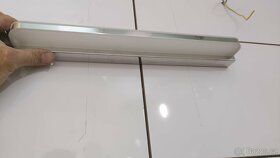 Zrcadlové nástěnné led světlo do koupelny 40cm - 5