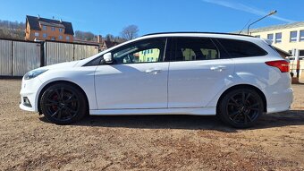 Ford Focus ST250 kombi 184kw 2015 1.majitel - 5