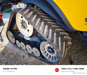 Kombajn New Holland CR 10.90 - 5