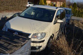 VW Touran 1.9 Tdi automat dsg 7 r.v. 2010 7 míst - 5