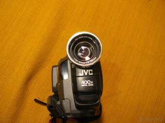 Videokamera z období 200x JVC GR-FX12E Compact VHS - 5