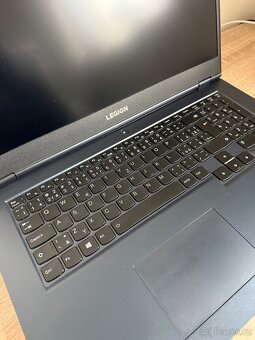 Herní notebook Lenovo LEGION 17” Ryzen 7 1000GB SSD - 5